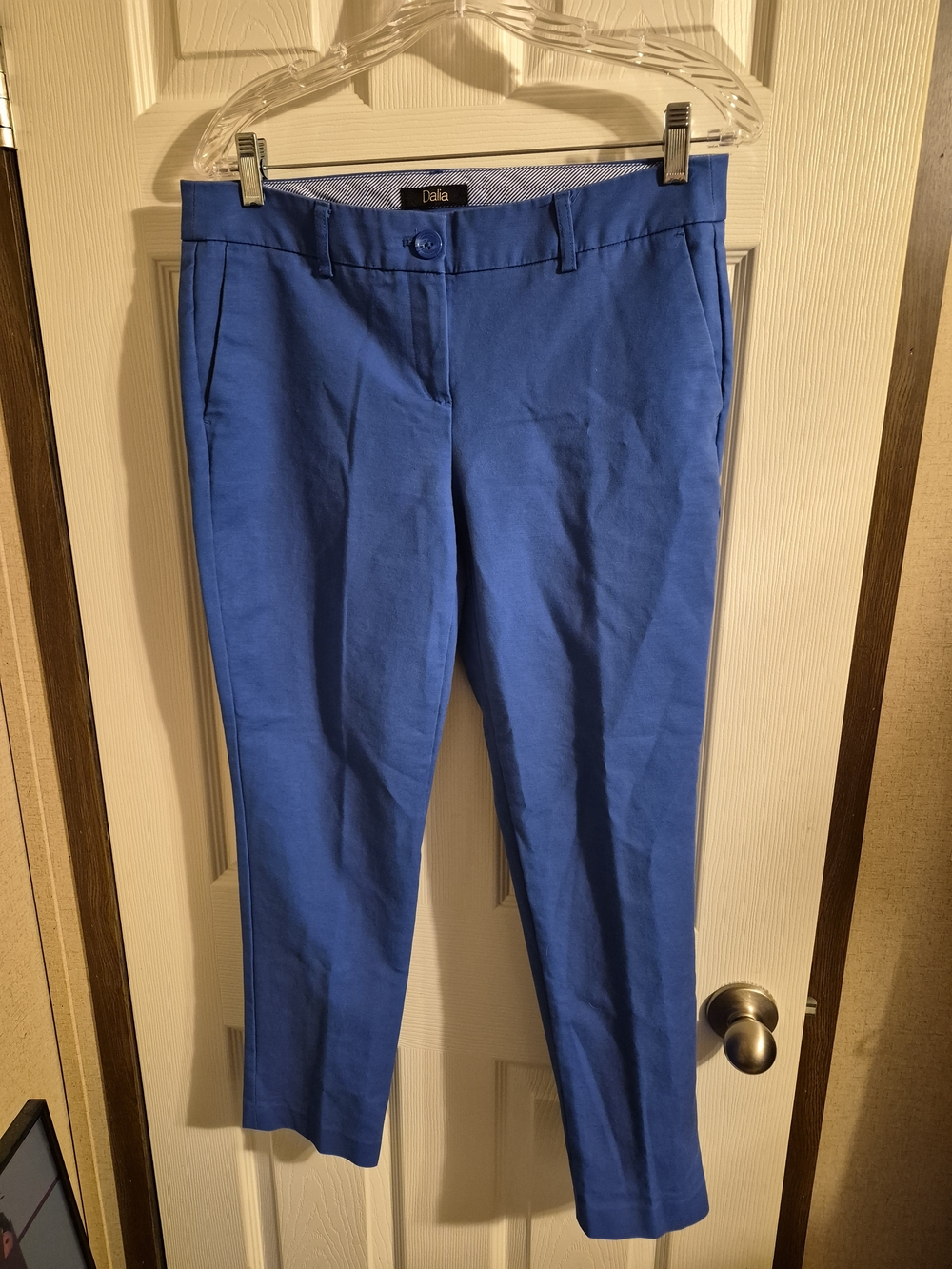Dalia Slim Cropped Ankle Pants in Bright Blue